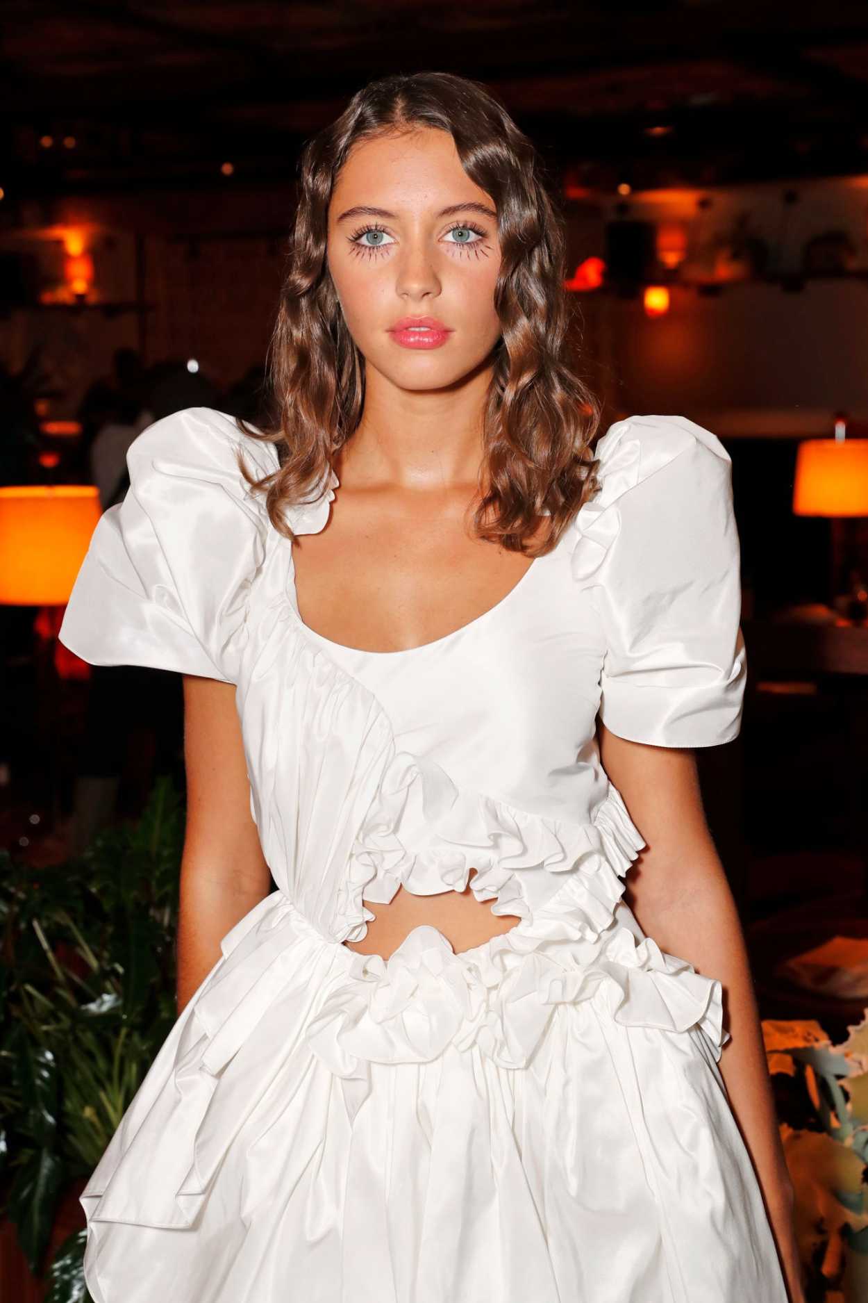 Iris Law Attends The Love And Youtube Lfw Party In London 09162019 