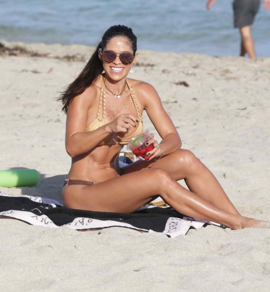 Michelle Lewin in Bikini at the Beach in Miami 12/28/2015-4
