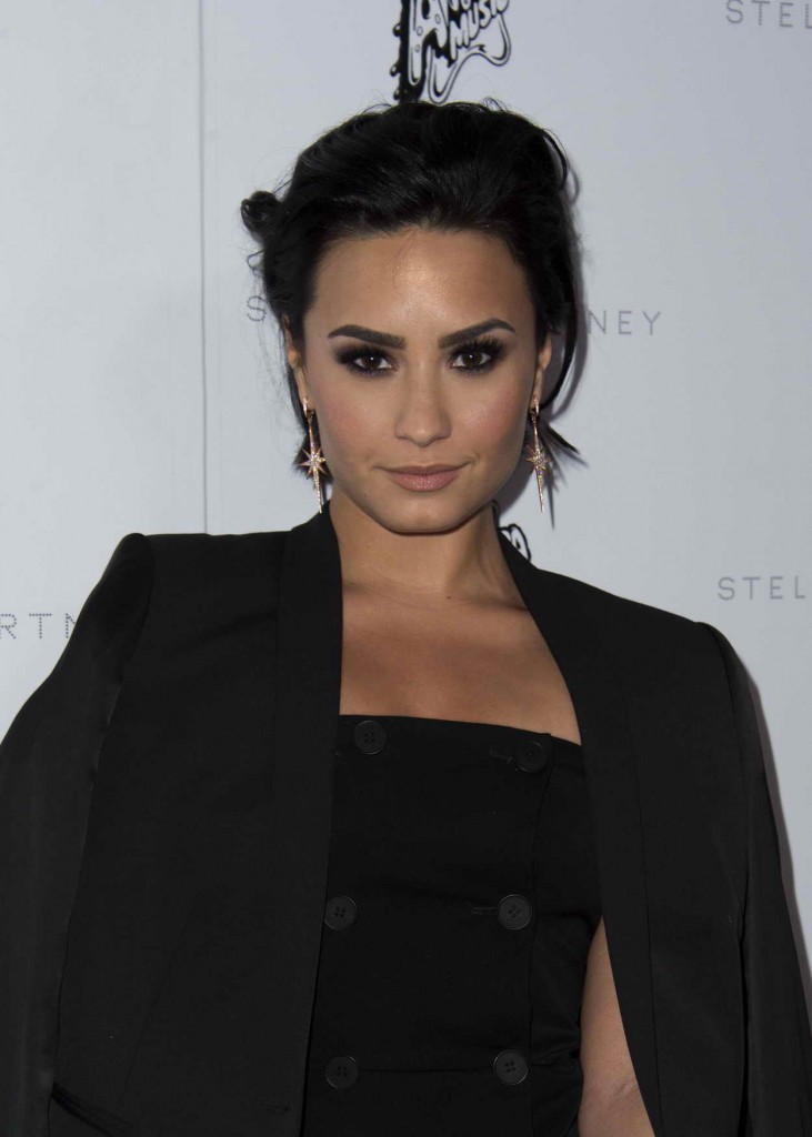 Demi Lovato at Stella McCartney Autumn 2016 Presentation in Los Angeles 01/12/2016-4