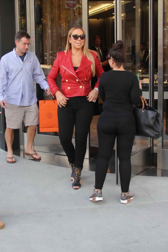 Mariah Carey Out in Beverly Hills  01/13/2016-3
