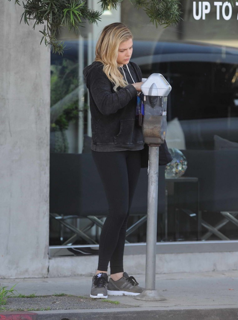 Chloe Grace Moretz Leaving Pilates Class at Y7 Studio in West Hollywood 02/26/2016-3