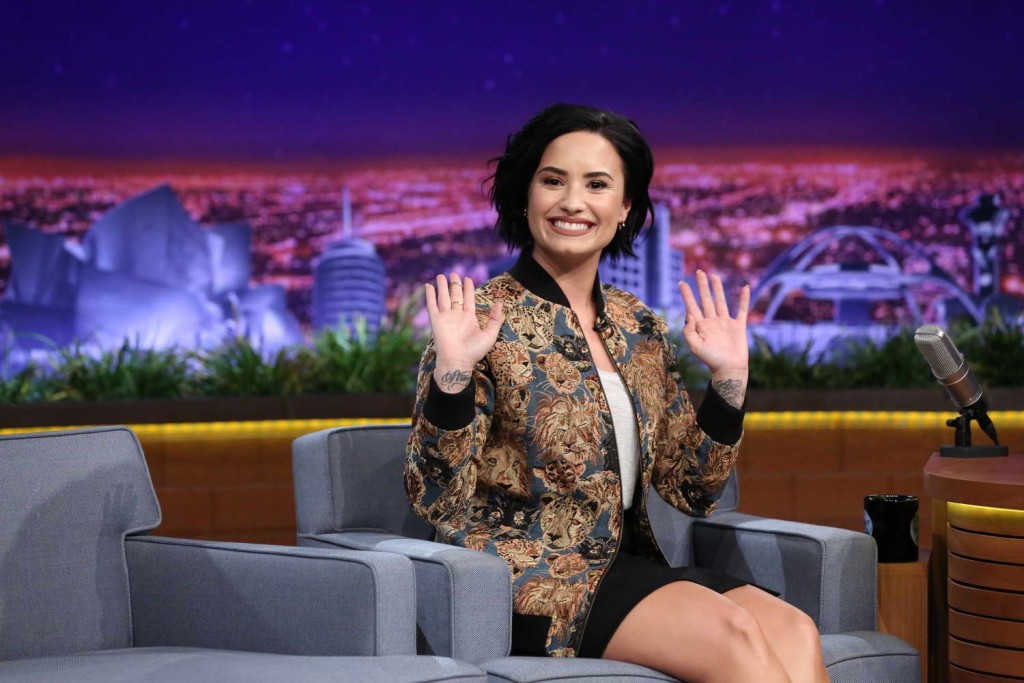 Demi Lovato at The Tonight Show Starring Jimmy Fallon 02/19/2016-4