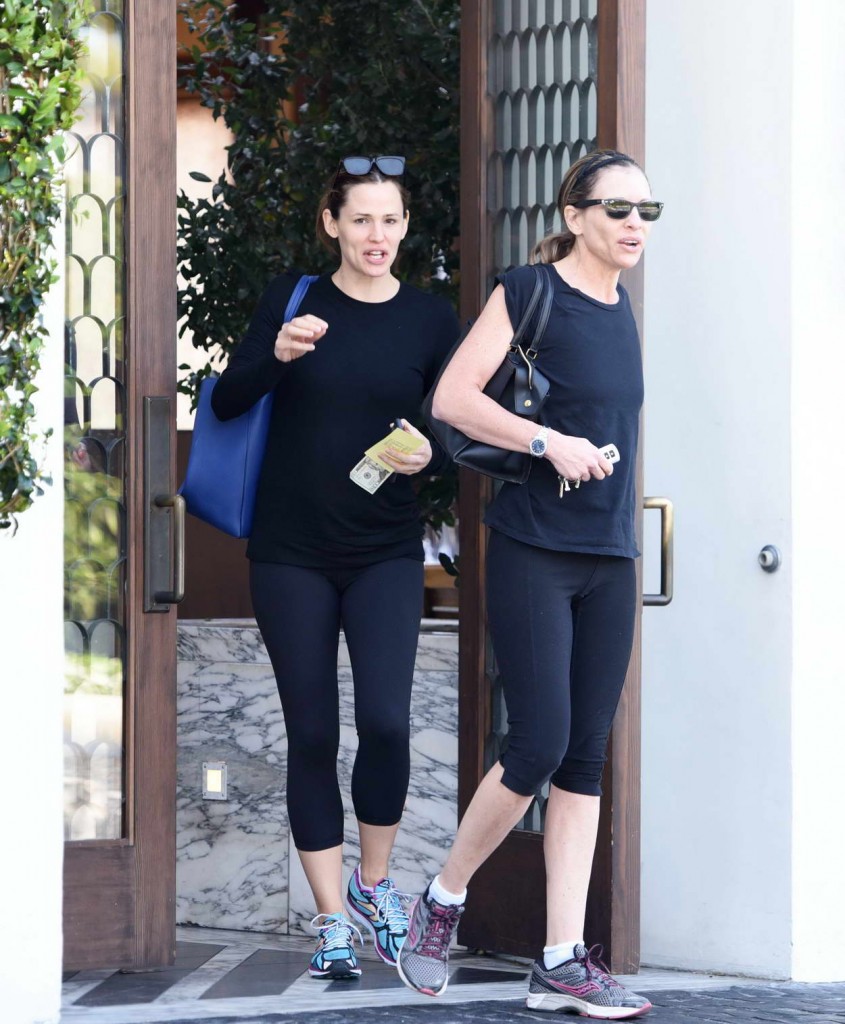 Jennifer Garner Leaving a Gym in Beverly Hills 02/20/2016-2