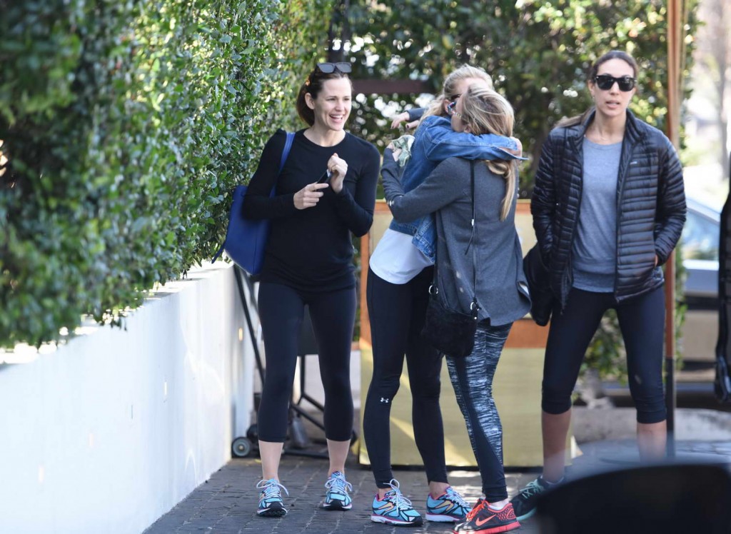 Jennifer Garner Leaving a Gym in Beverly Hills 02/20/2016-5