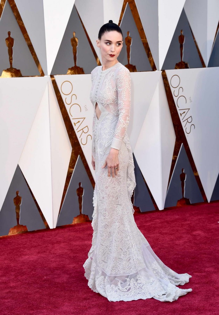 Rooney Mara at 88th Annual Academy Awards in Hollywood 02/28/2016-2