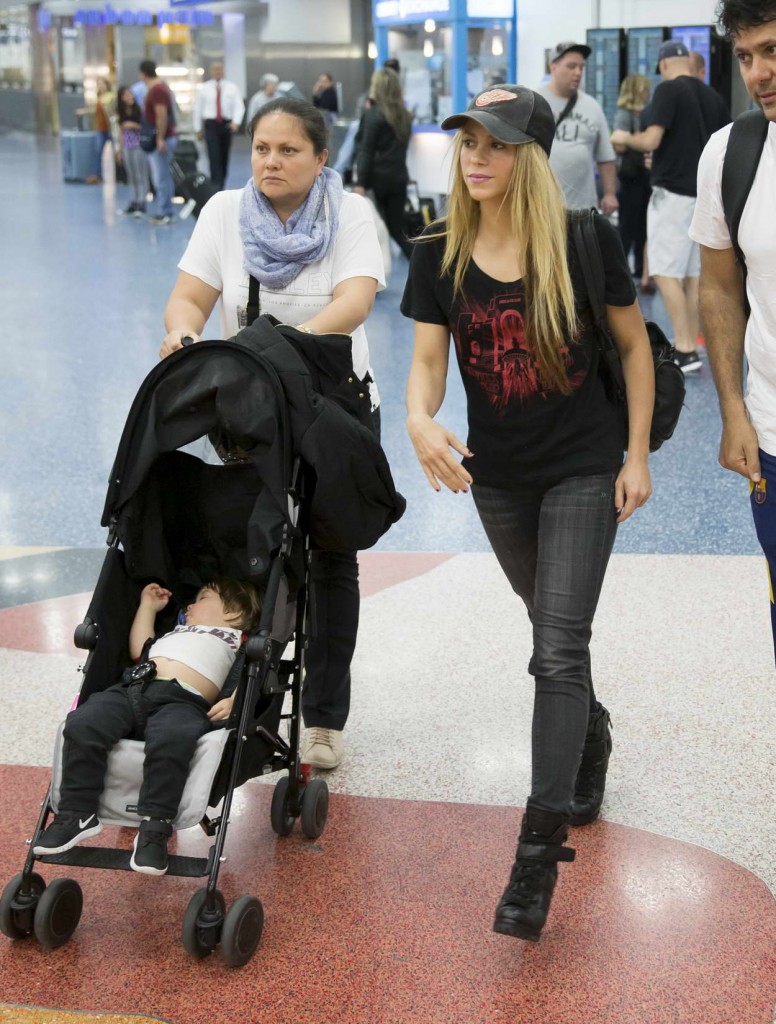 Shakira at Airport in Miami 02/24/2016-4