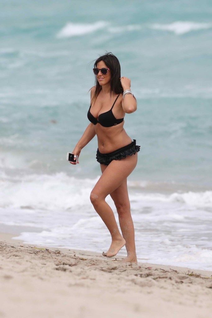 Claudia Romani in Bikini at the Beach in Miami 02/28/2016-4