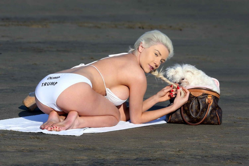 Courtney Stodden in Bikini at the Beach in Los Angeles 03/16/2016-5