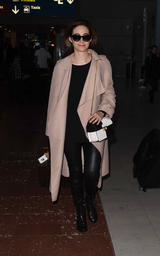 Emmy Rossum at the Charles de Gaulle Airport in Paris 03/02/2016-2