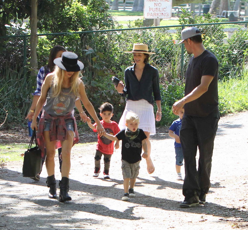 Fergie With Her Family at a Park in Brentwood 03/17/2016-3