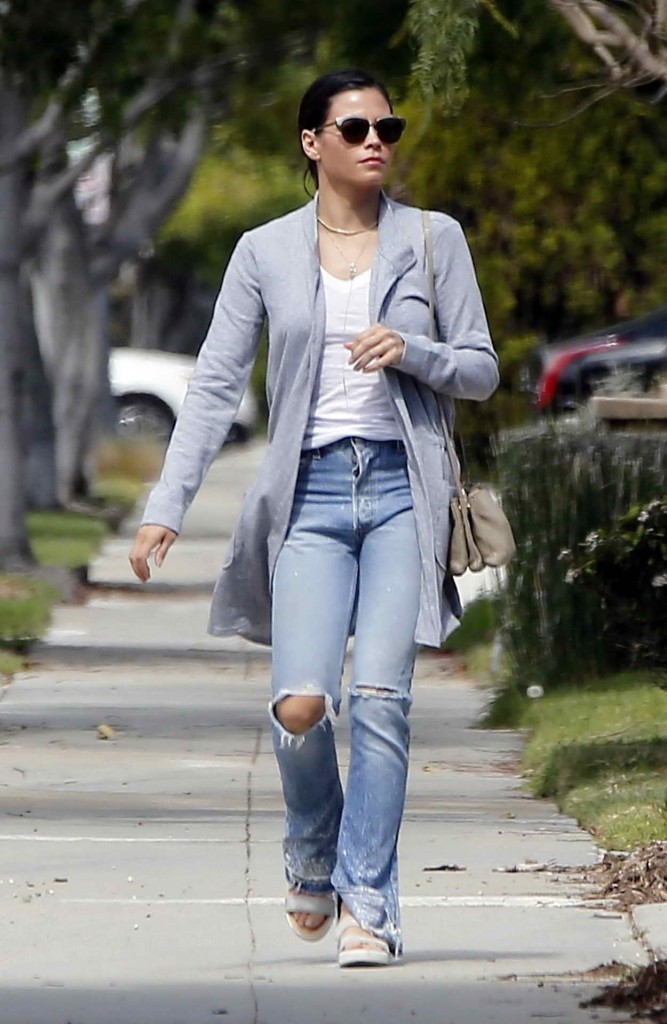 Jenna Dewan Out in LA 03/11/2016-3