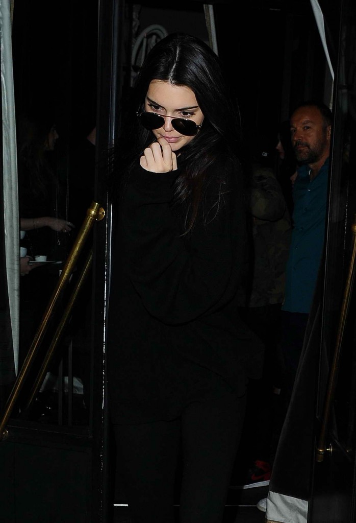 Kendall Jenner Out in Paris 03/06/2016-3
