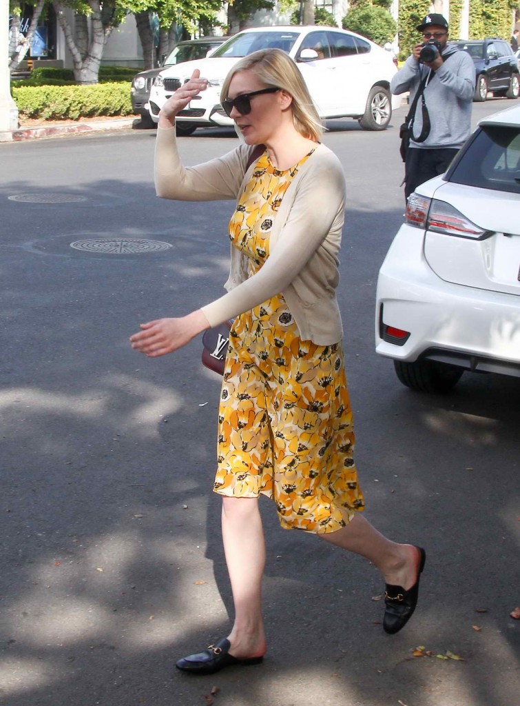 Kirsten Dunst Out in Los Angeles 03/02/2016-5