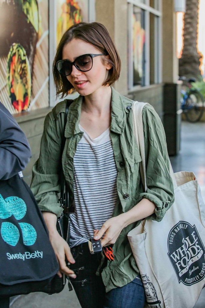 Lily Collins Shopping at Erewhon Health Food Store in LA 03/16/2016-1