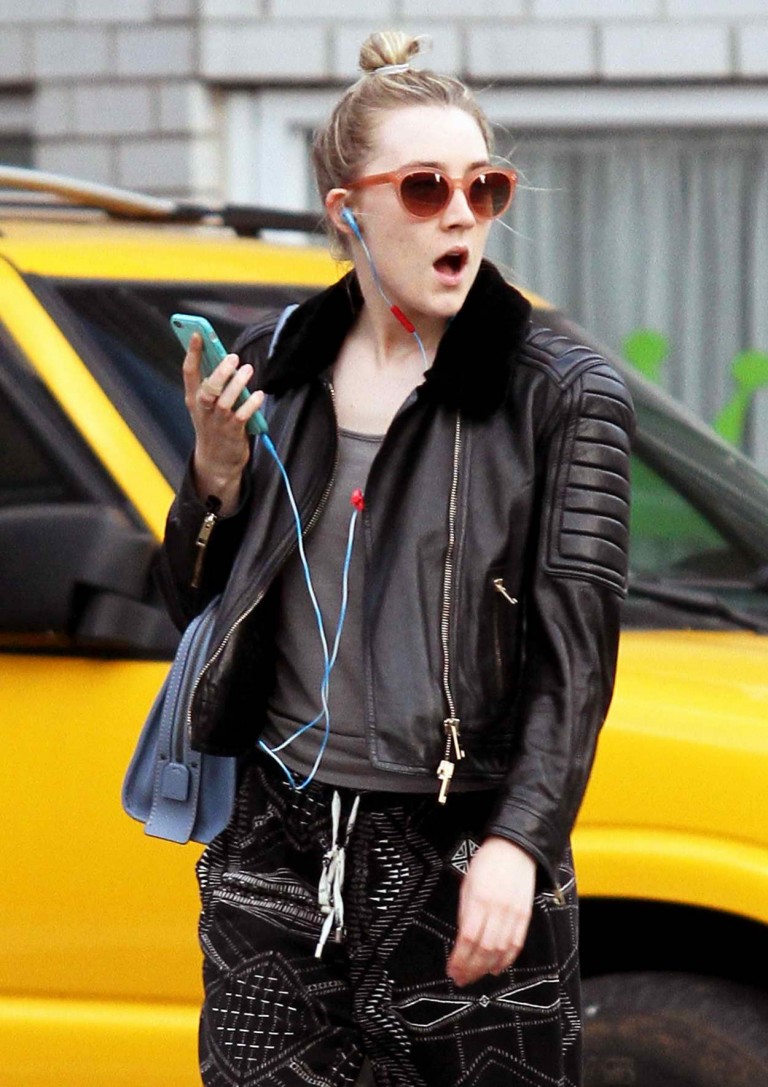 Saoirse Ronan Out in SoHo 03/28/2016 – celebsla.com