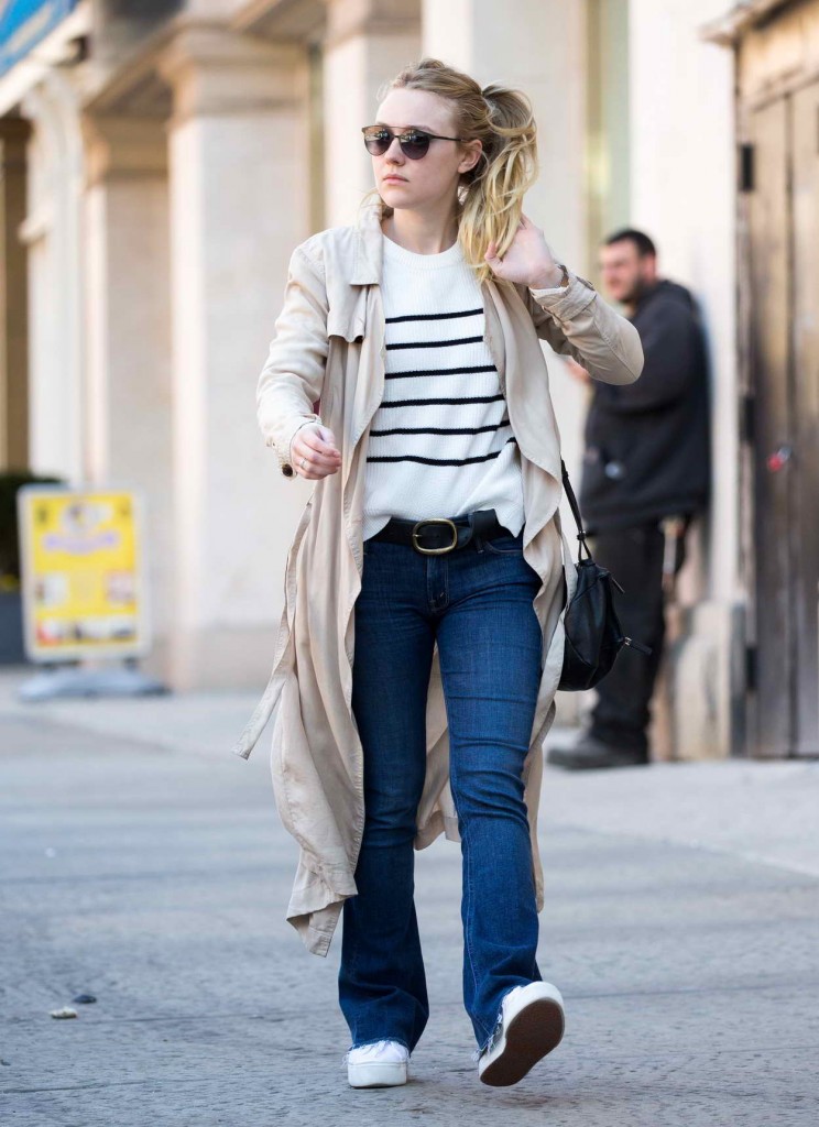 Dakota Fanning Out and About in New York 04/13/2016-3