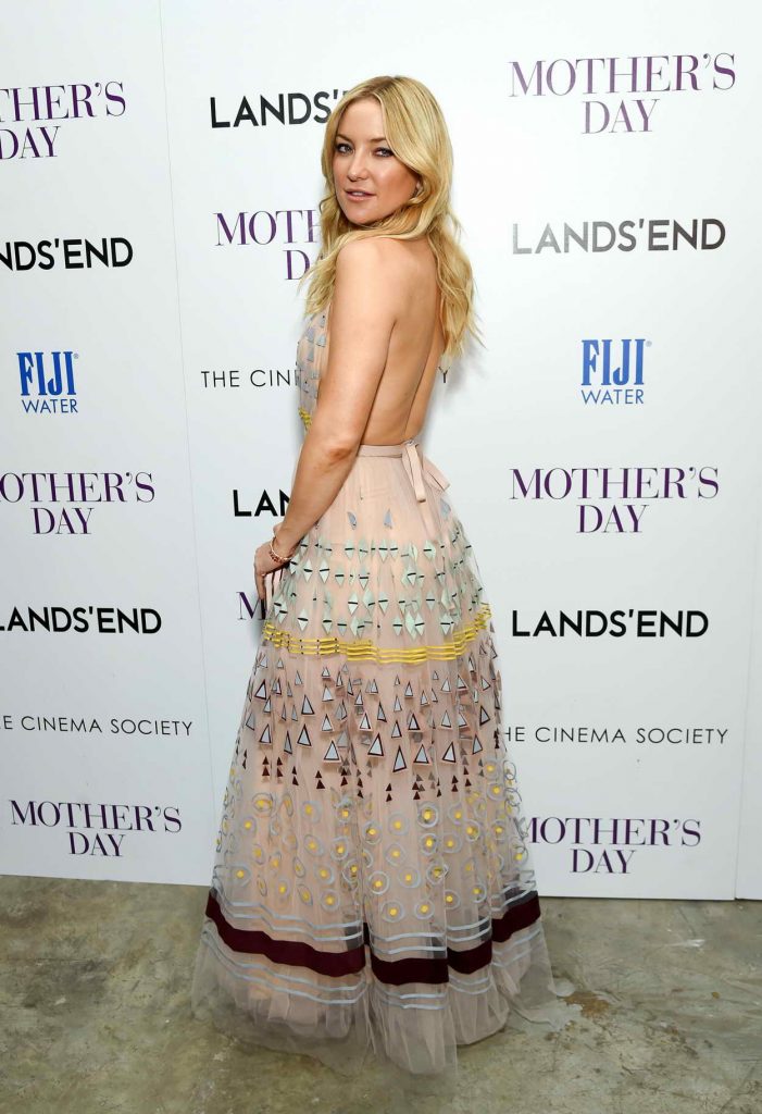 Kate Hudson at the Mother's Day Screening in New York 04/28/2016-2