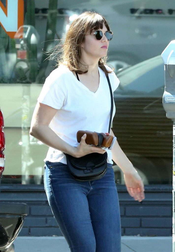 Mandy Moore Was Spotted in Hollywood 04/16/2016-2