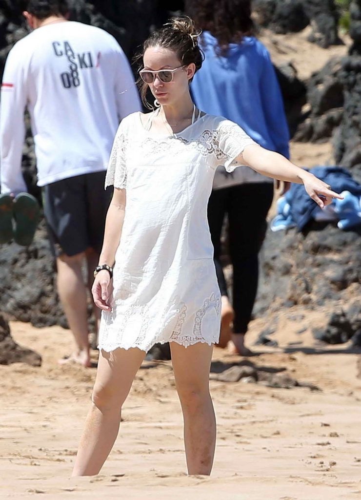 Olivia Wilde at the Beach in Maui 04/16/2016-4