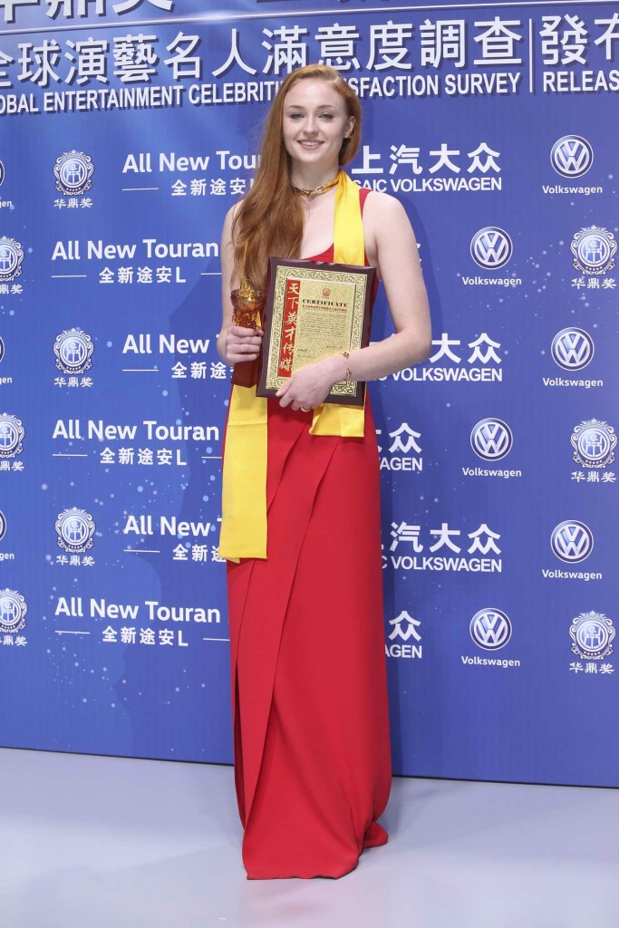 Sophie Turner at The 18th Huading Awards in Studio City Hotel 03/31/2016-3