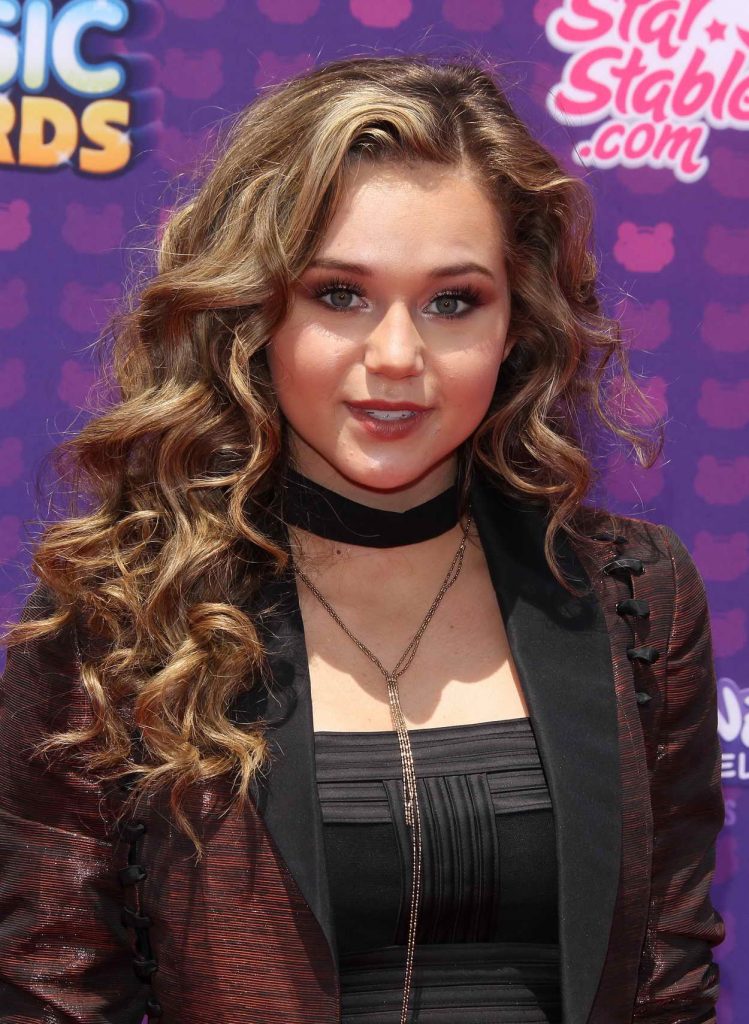 Brec Bassinger at the 2016 Radio Disney Music Awards at the Microsoft Theater in Los Angeles 04/30/2016-5