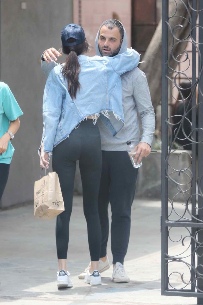 Kendall Jenner Was Seen Out in Los Angeles 05/28/2016-4