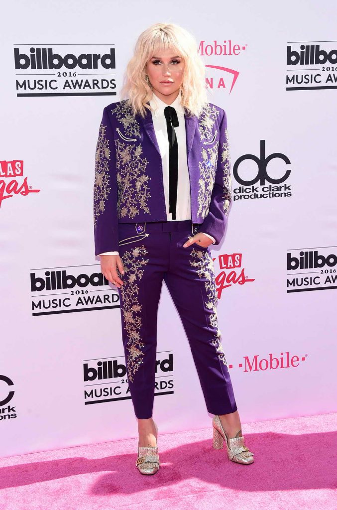 Kesha at the 2016 Billboard Music Awards at T-Mobile Arena in Las Vegas 05/22/2016-1