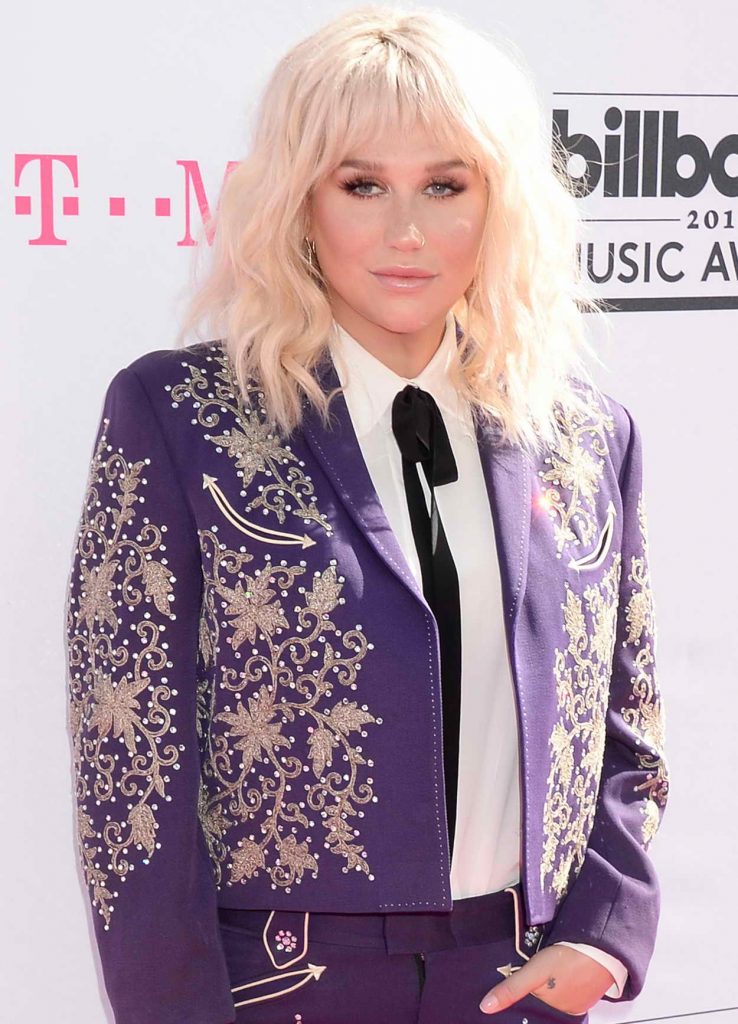 Kesha at the 2016 Billboard Music Awards at T-Mobile Arena in Las Vegas 05/22/2016-5