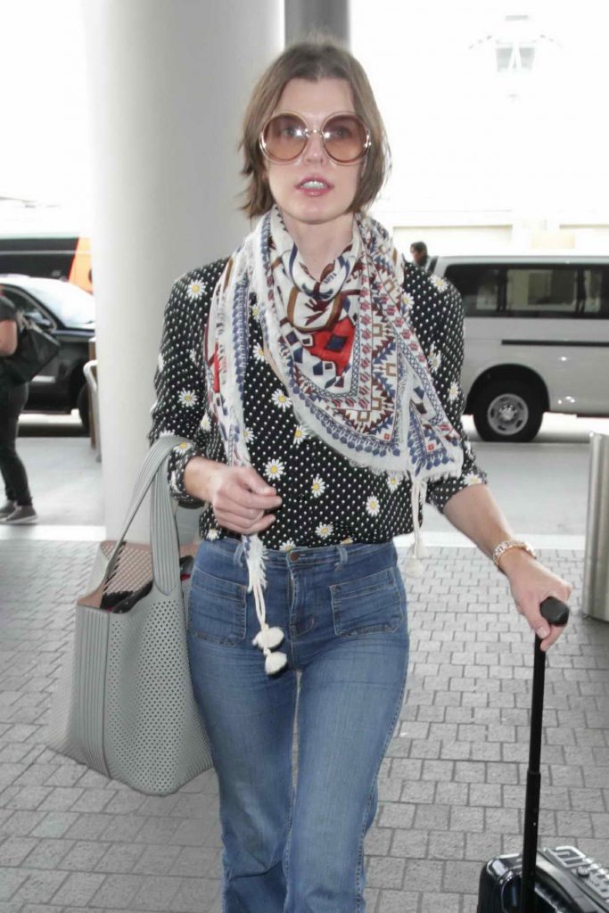 Milla Jovovich Was Seen at LAX Airport in LA 05/14/2016-1