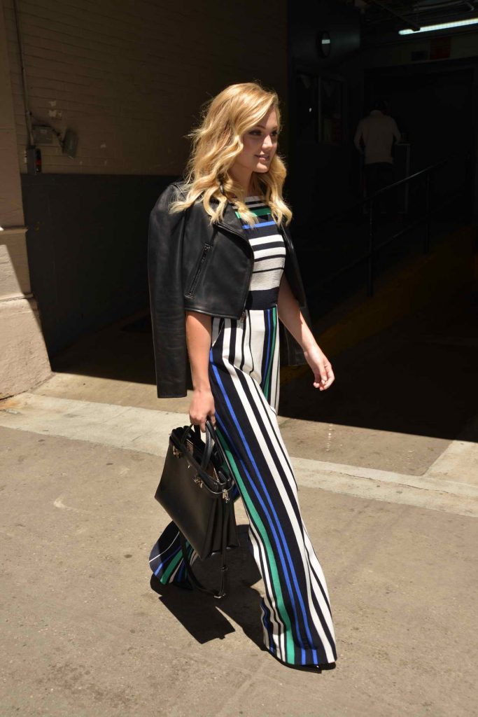 Olivia Holt Was Seen Out in New York City 05/18/2016-5
