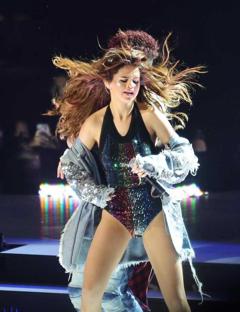 Selena Gomez Performs on Her Revival Tour at Rogers Arena in Vancouver 05/14/2016-6
