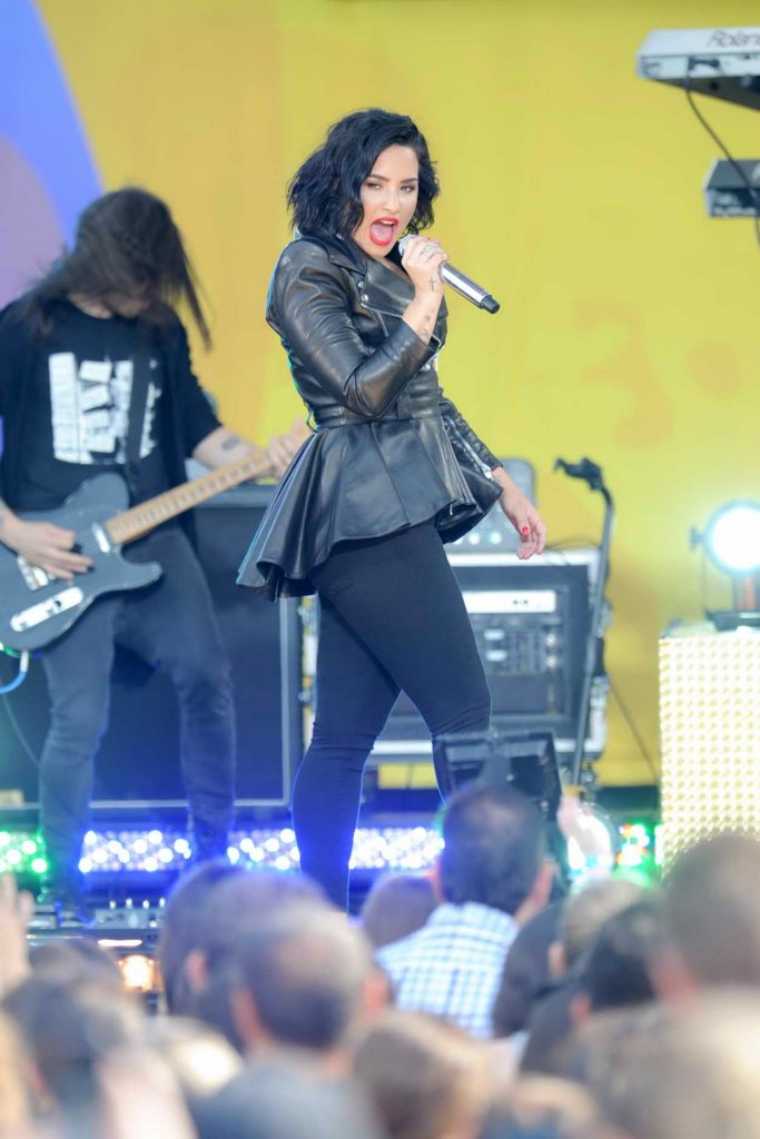 Demi Lovato Performs on Good Morning America in NY 06/17/2016-3