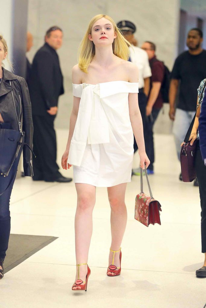 Elle Fanning Arrives at SiriusXM Studios in New York City 06/23/2016-2