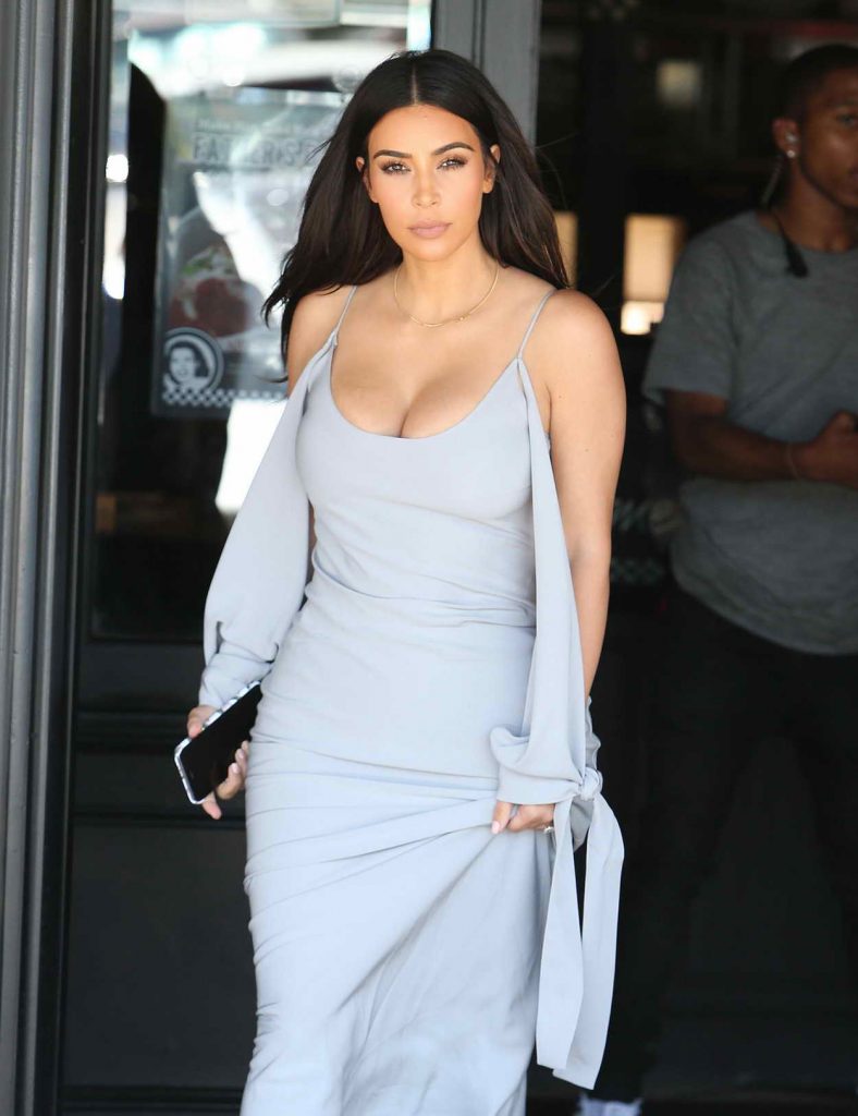 Kim Kardashian Was Seen Out in Los Angeles 06/24/2016-2