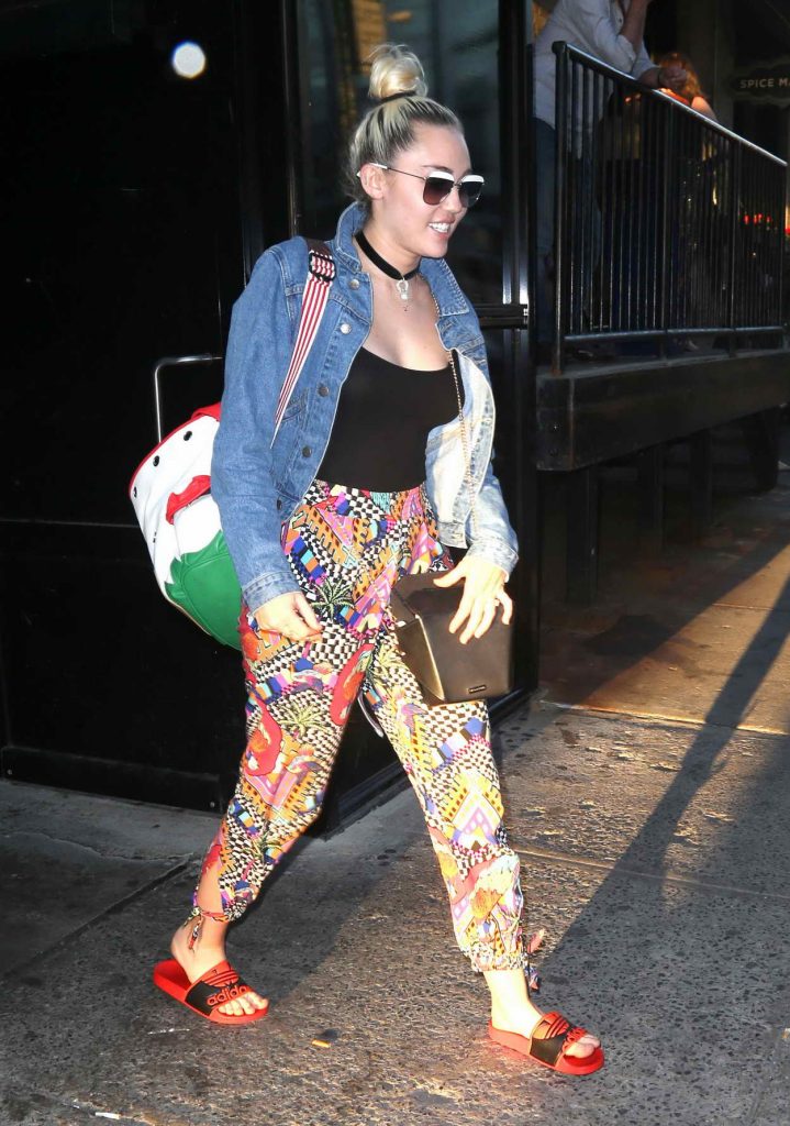 Miley Cyrus Was Spotted Out in New York 06/14/2016-3