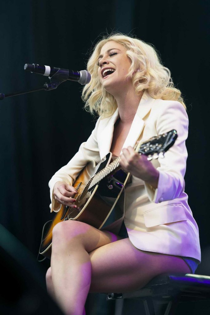 Pixie Lott Performs at West End Live in Trafalgar Square in London 06/19/2016-4