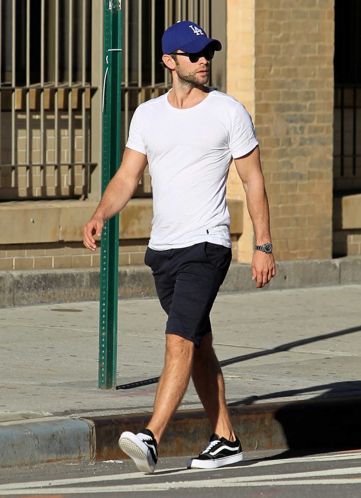 Chace Crawford Was Seen Out in Los Angeles 07/02/2016-3