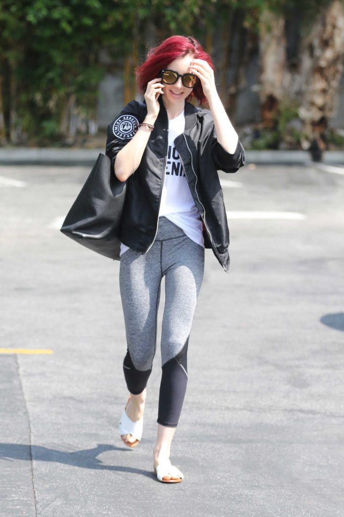 Lily Collins Steps Out to the Gym in West Hollywood 07/07/2016-3