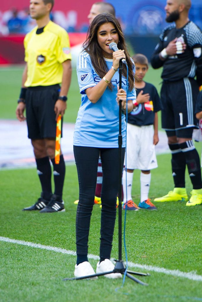 Madison Beer Sings the National Anthem at Yankee Stadium in the Bronx, New York 07/30/2016-2