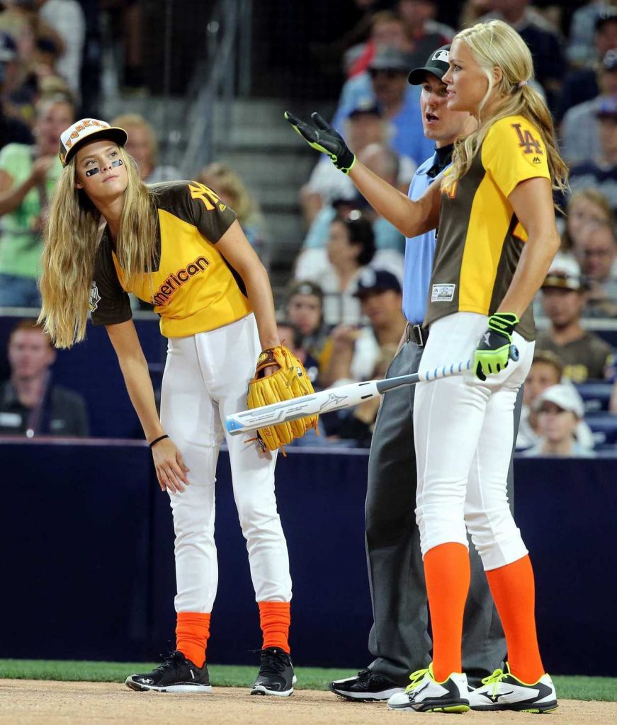 Nina Agdal at 2016 MLB All-Star Legends and Celebrity Softball Game in San Diego 07/10/2016-4