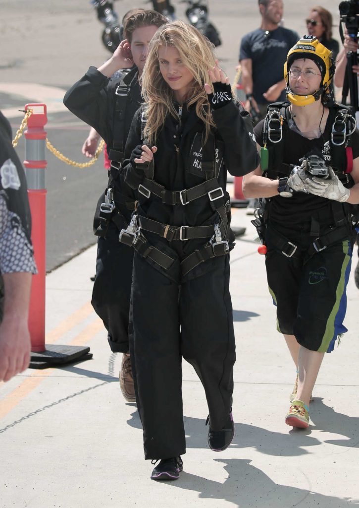 AnnaLynne McCord Skydives for Her Charity Together1Heart in Santa Barbara 08/20/2016-2
