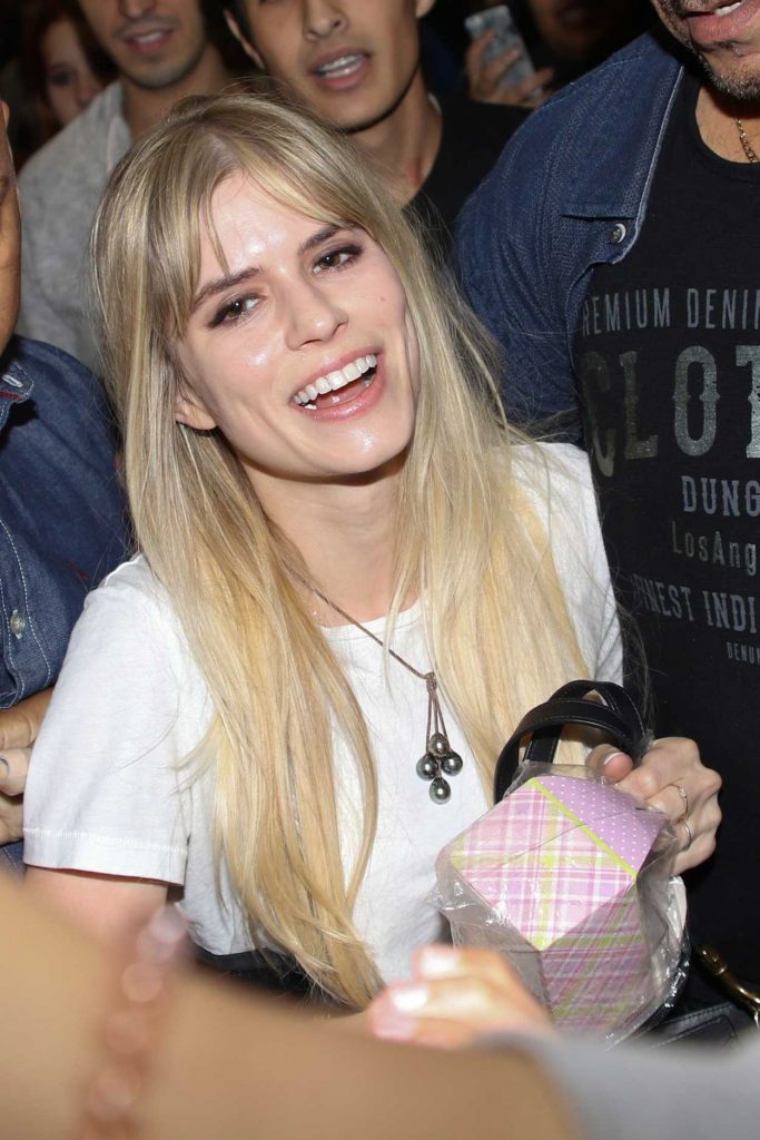 Carlson Young Mobbed by Fans at Sao Paulo Airport 08/27/2016-3