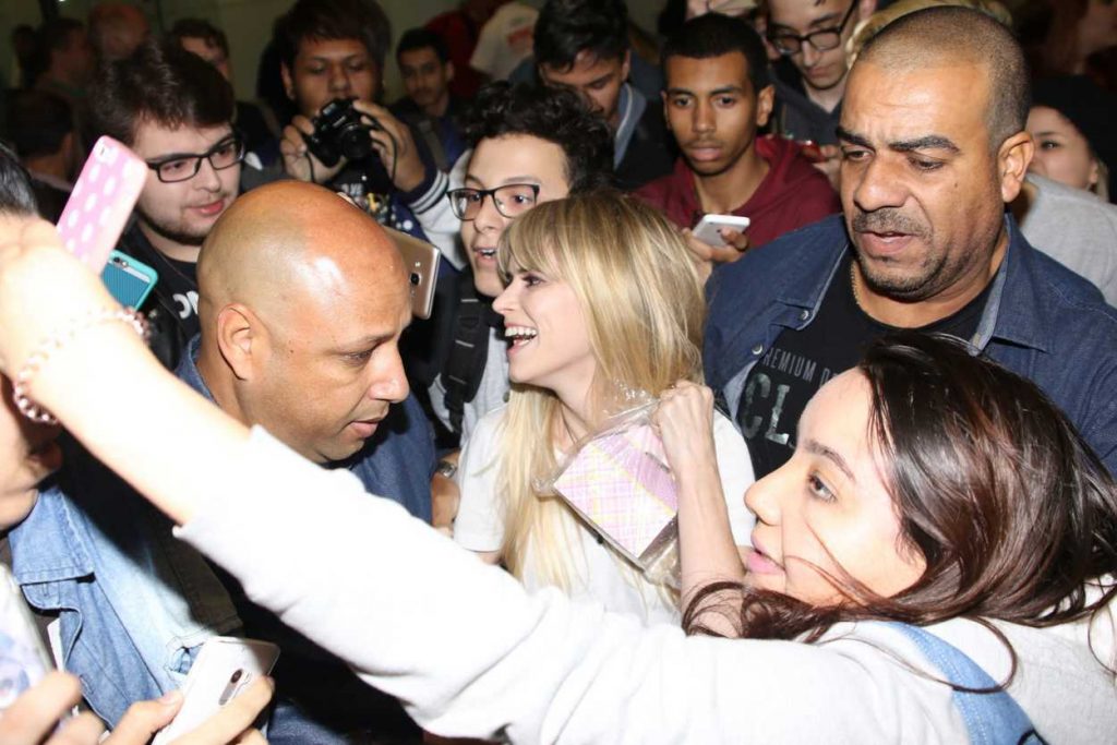 Carlson Young Mobbed by Fans at Sao Paulo Airport 08/27/2016-5