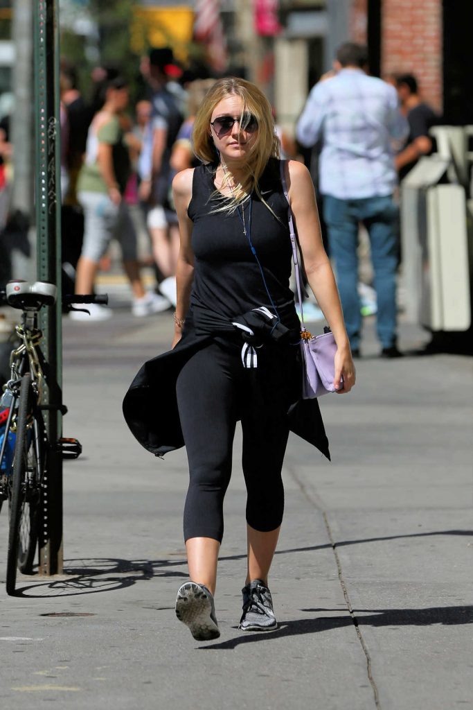 Dakota Fanning Leaves the Gym in New York City 08/22/2016-1