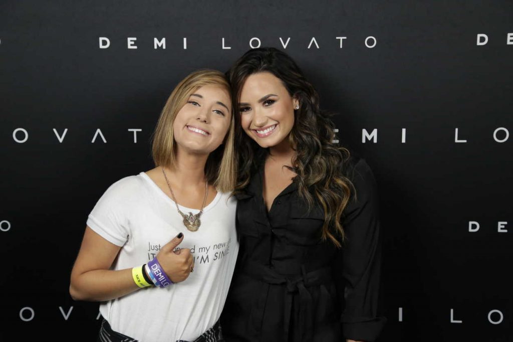 Demi Lovato at the Meet and Greet in Portland, Oregon 08/20/2016-1
