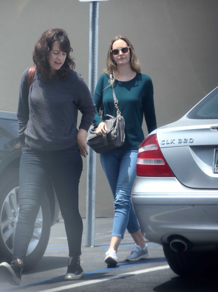 Leighton Meester Was Seen With a Female Friend Out in Los Angeles 08/07/2016-2