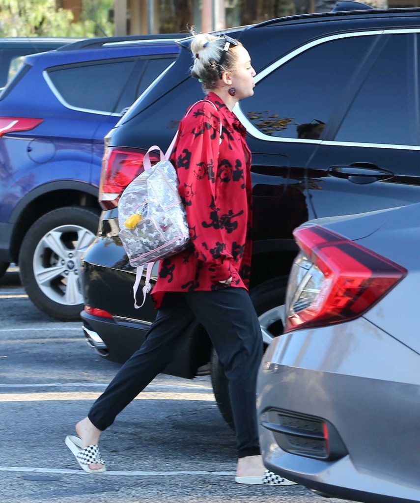 Miley Cyrus Leaves Bui Sushi in Malibu 08/19/2016-4