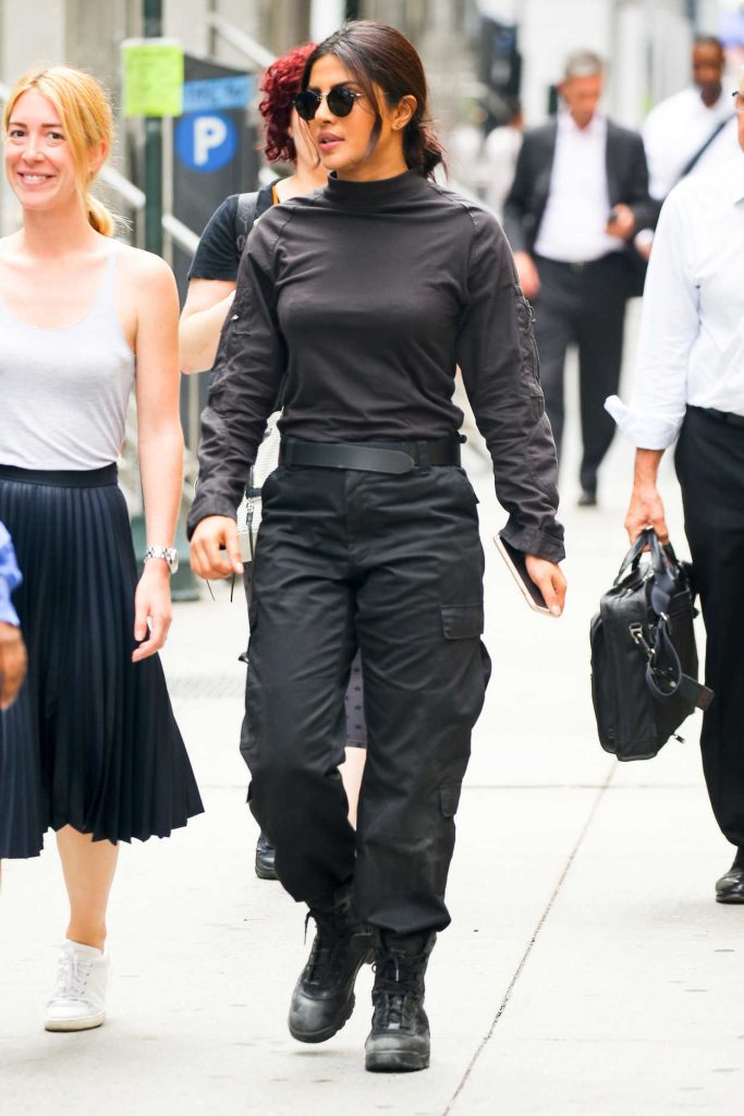 Priyanka Chopra Was Seen on Her Way to the Set of Quantico in New York City 08/10/2016-3