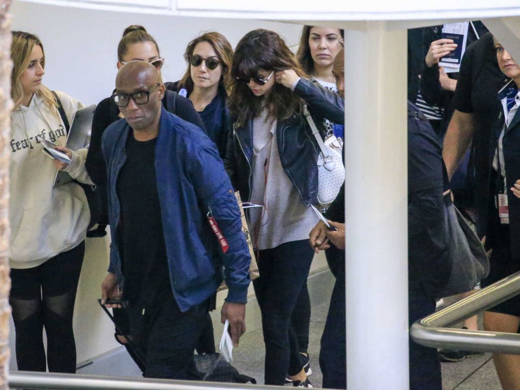 Selena Gomez at Brisbane Airport in Australia 08/12/2016-4