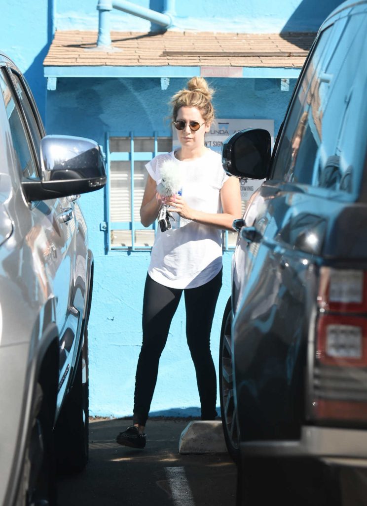Ashley Tisdale Leaves Her Pilates Class in Los Angeles 09/16/2016-1